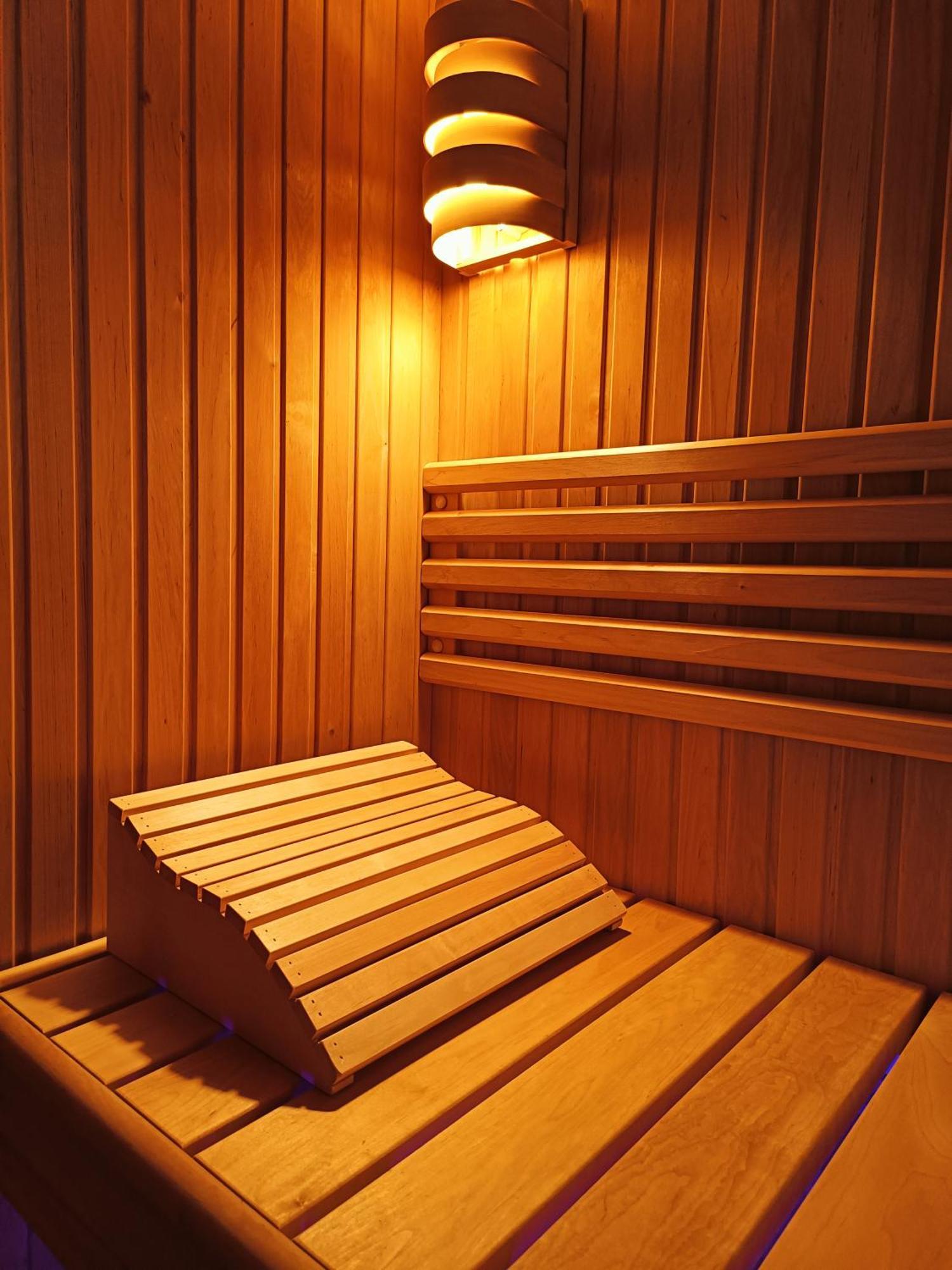 Hotel Kerlagatu à Quimper Extérieur photo